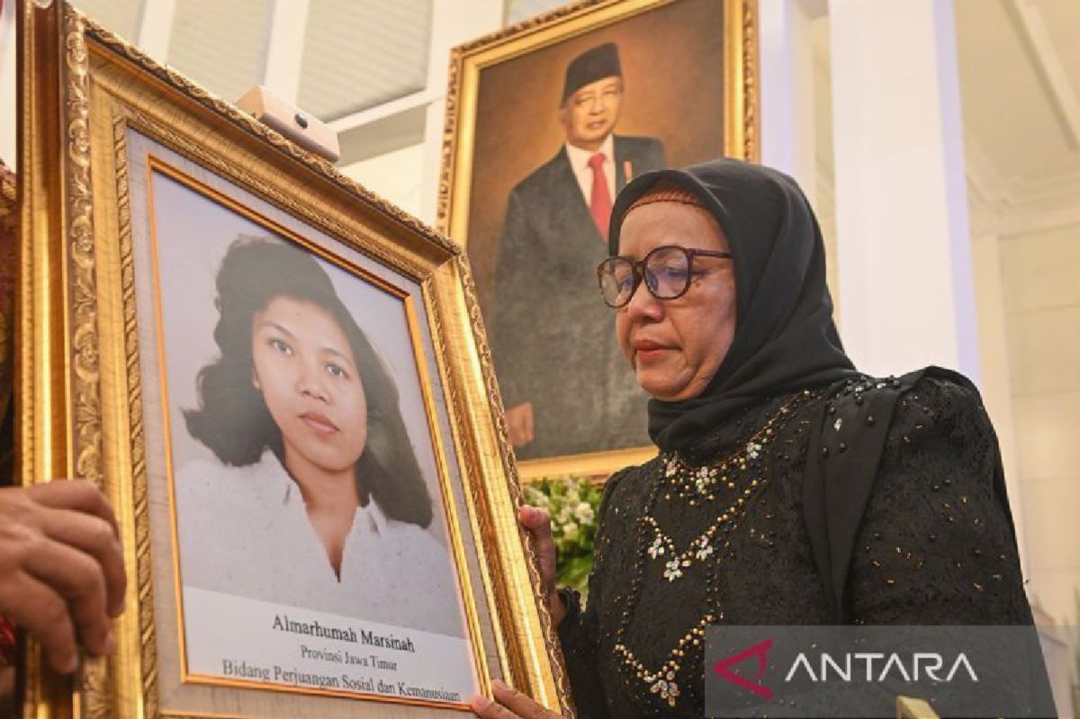 Presiden Prabowo Anugerahkan Gelar Pahlawan untuk Marsinah, Buruh Pejuang Keadilan