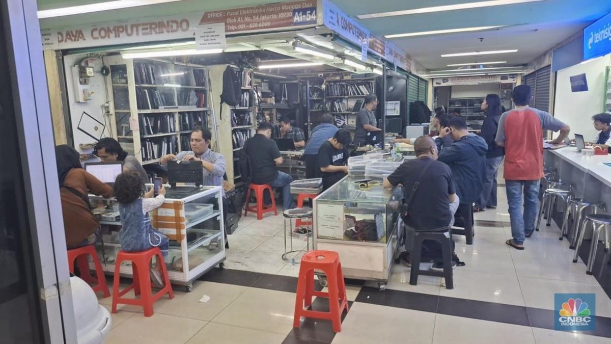 Pengapalan PC Global Anjlok 4,9 Persen, Pedagang Laptop Pasrah Hadapi Krisis