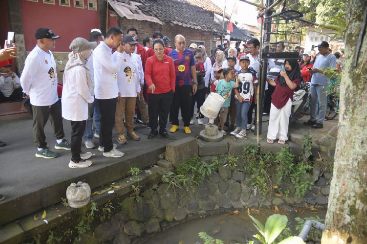 Wali Kota Semarang Temui Warga Mangkang Intervensi Kesehatan Hunian Pengairan