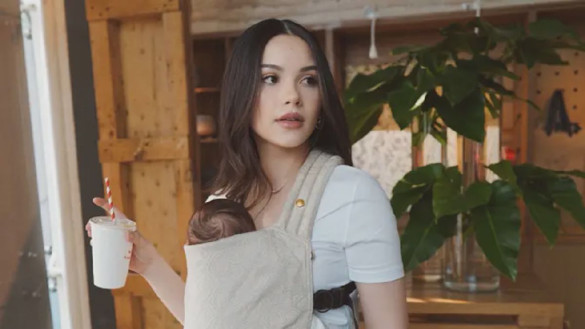 Alyssa Daguise Momong Baby Soleil, Tas Hermes Birkin Rp522 Juta Curi Perhatian