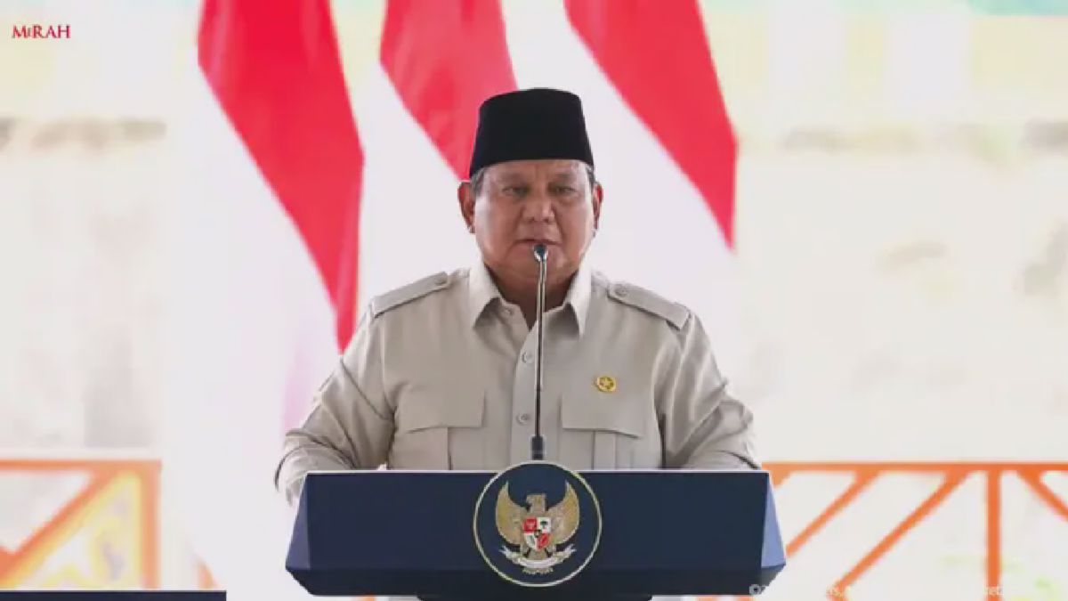 Prabowo Resmikan Bendungan Meninting, Harga Emas Antam Turun