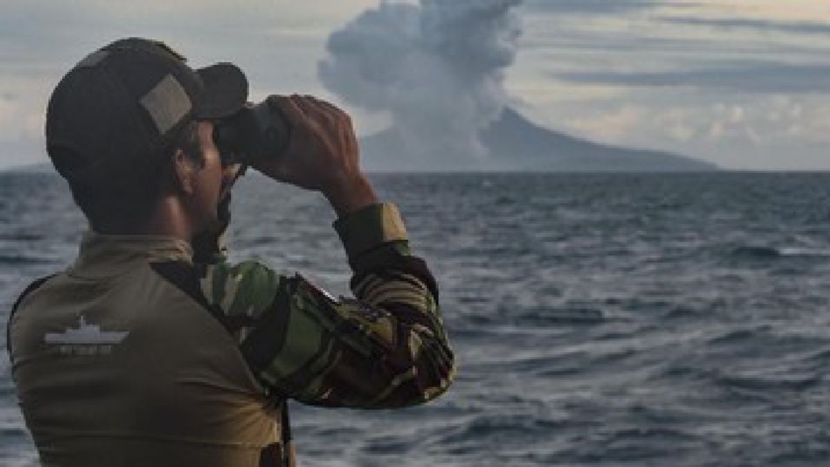 Gunung Anak Krakatau Erupsi Empat Kali dalam Satu Jam