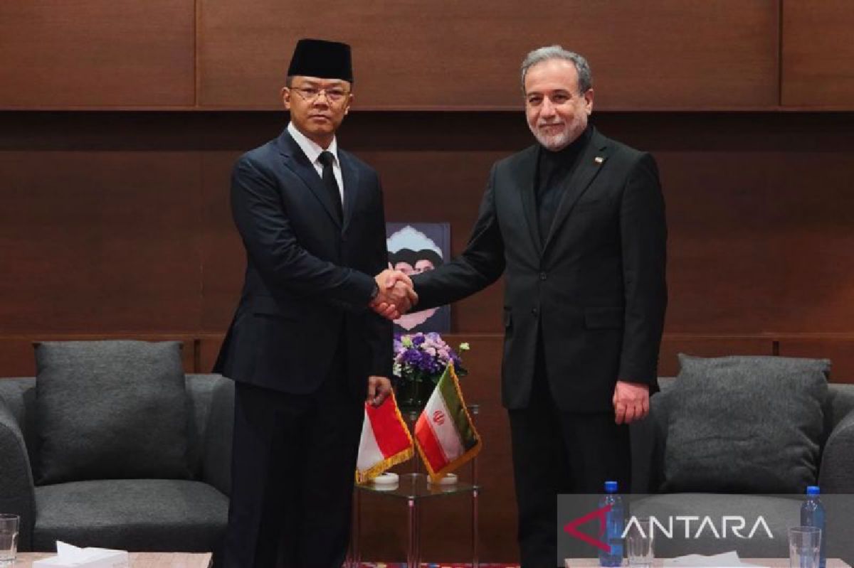 Menlu Sugiono dan Araghchi Bahas Dinamika Regional dan Global