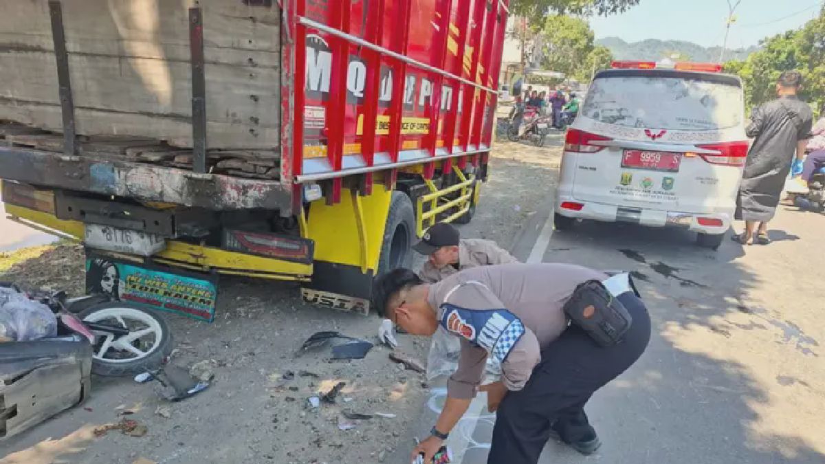 Kota Sukabumi — Pemotor Tewas Hantam Truk Parkir di Jalur Lingkar Selatan