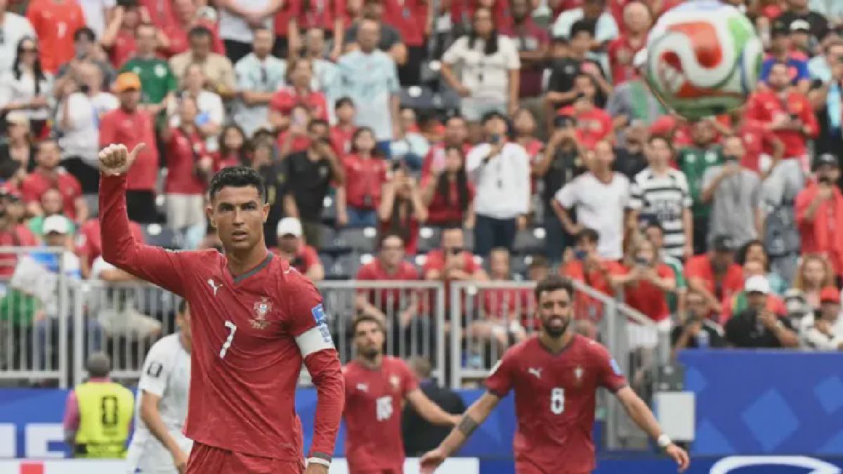 HOUSTON — Ronaldo Cetak Reaksi Emosional Lawan Uzbekistan