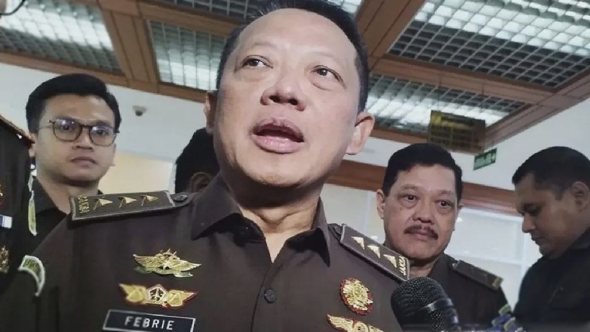 Febrie Adriansyah Bantah Isu Mundur: Tetap Jalankan Tugas Jampidsus