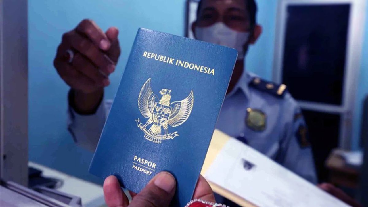 Polemik Paspor Diplomatik Istri Menteri: Ini Penjelasan Kementerian PU