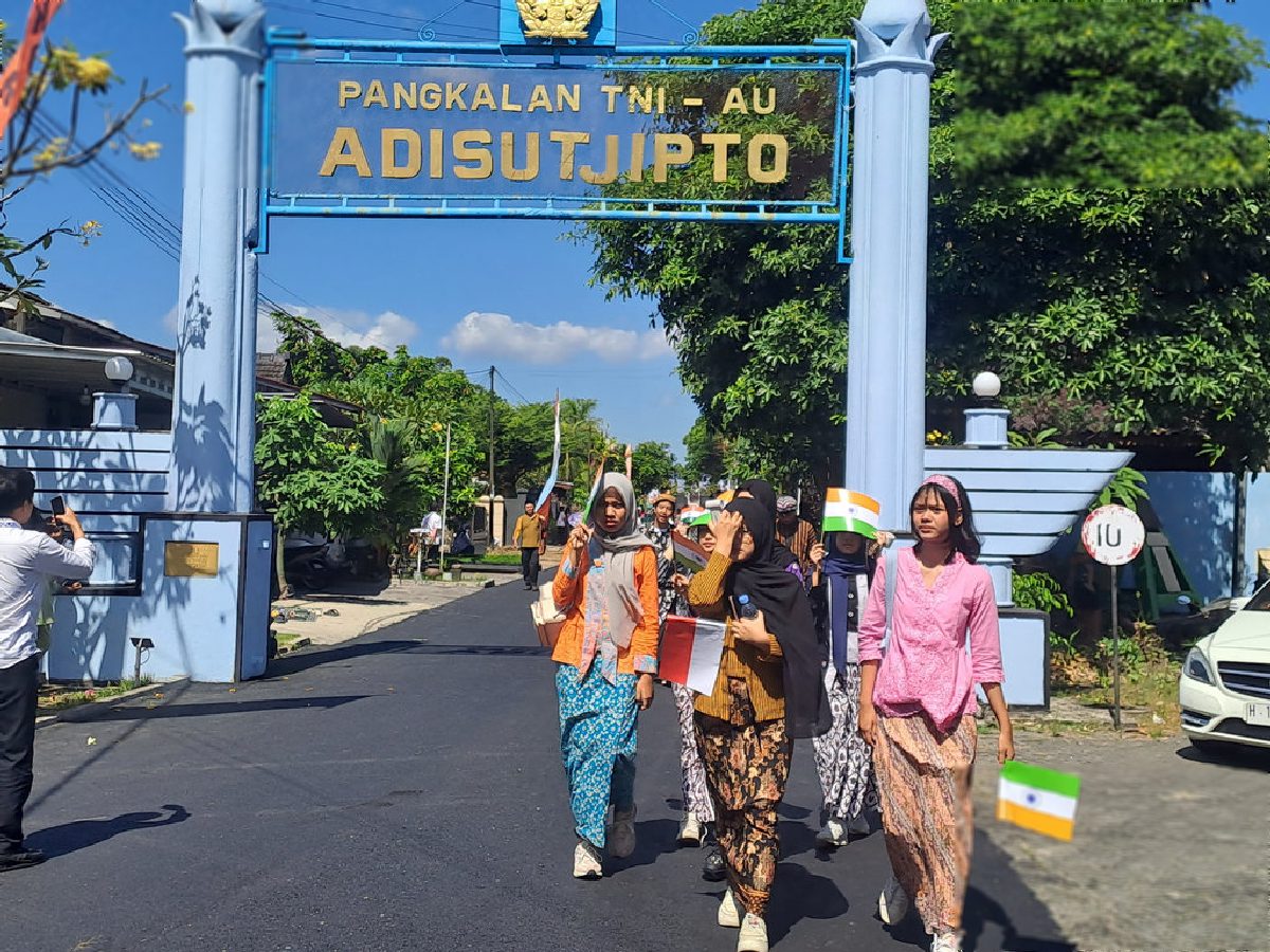 Prabowo Disambut Ribuan Pelajar di Candi Prambanan, Ada Instruksi Protokol Istana