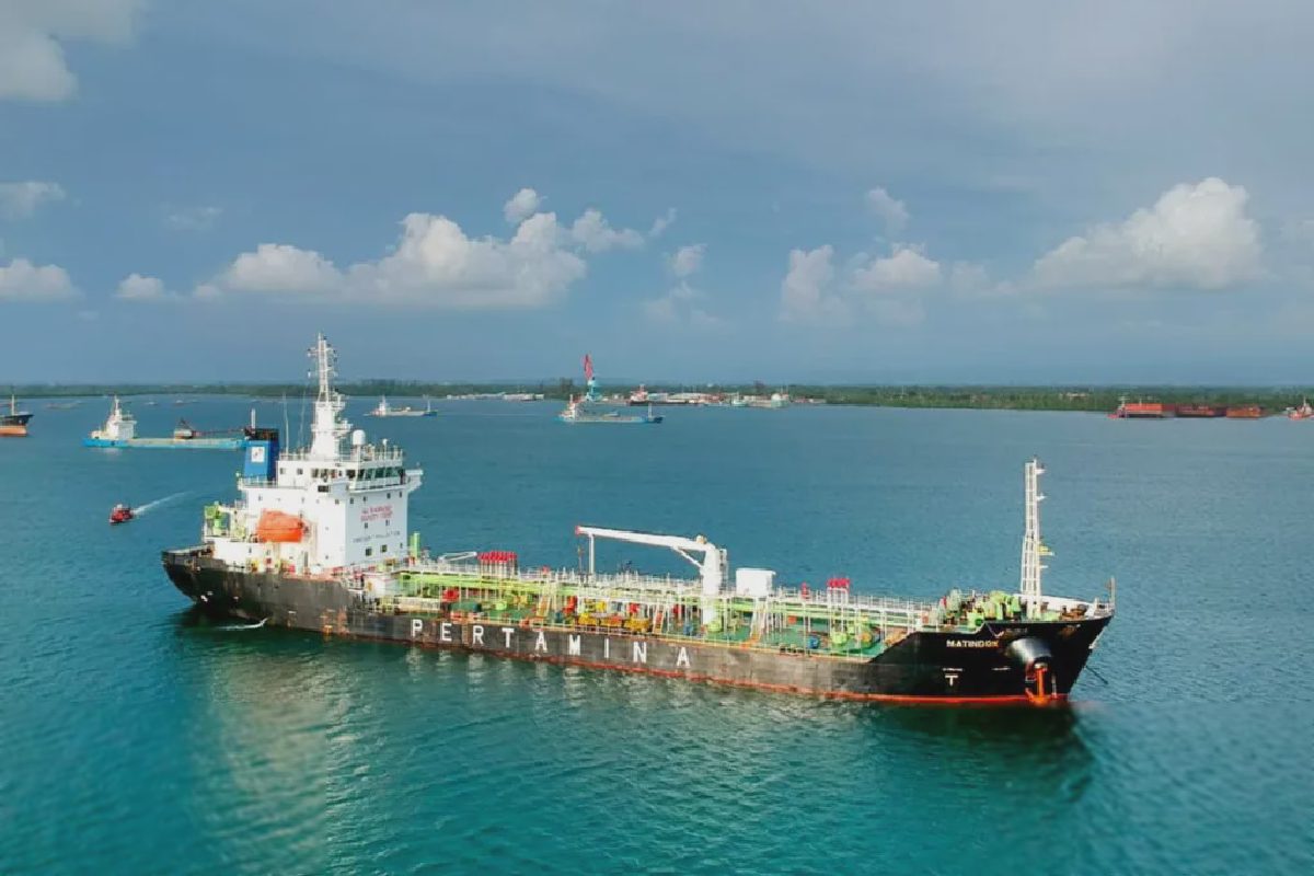 Eskalasi Teluk: Serangan Iran Dorong Minyak Brent ke US$78,35