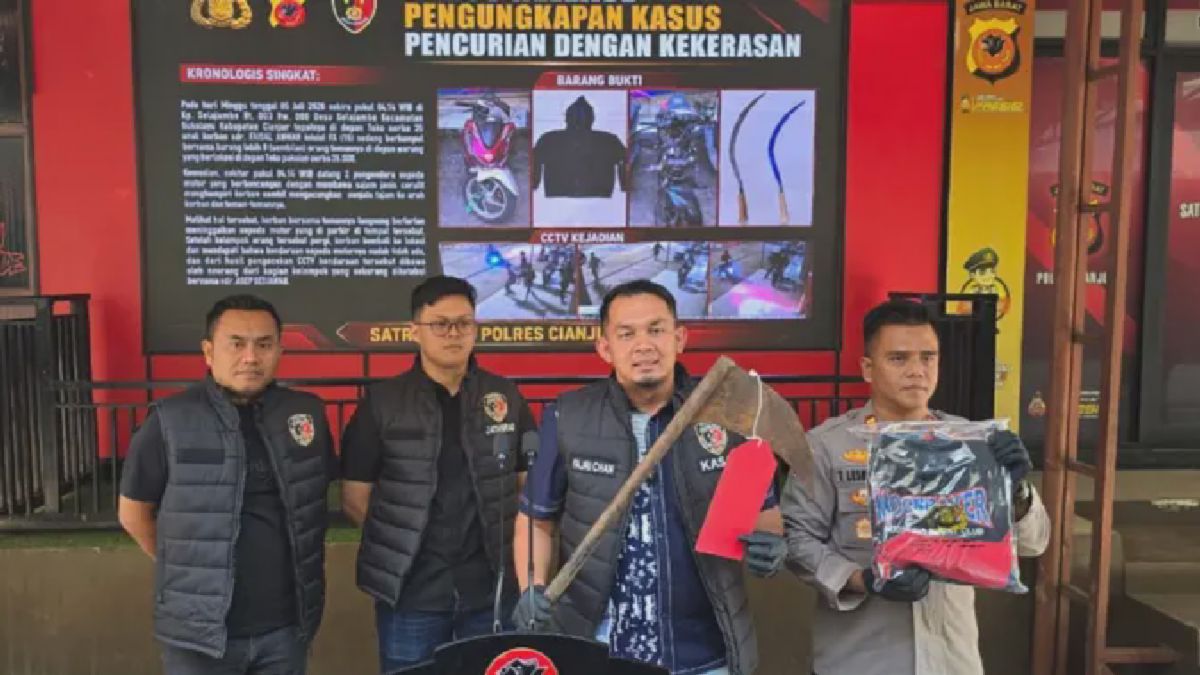 BEKASI — Polisi Ringkus Empat Pelaku Geng Motor Bercelurit Perampas Motor