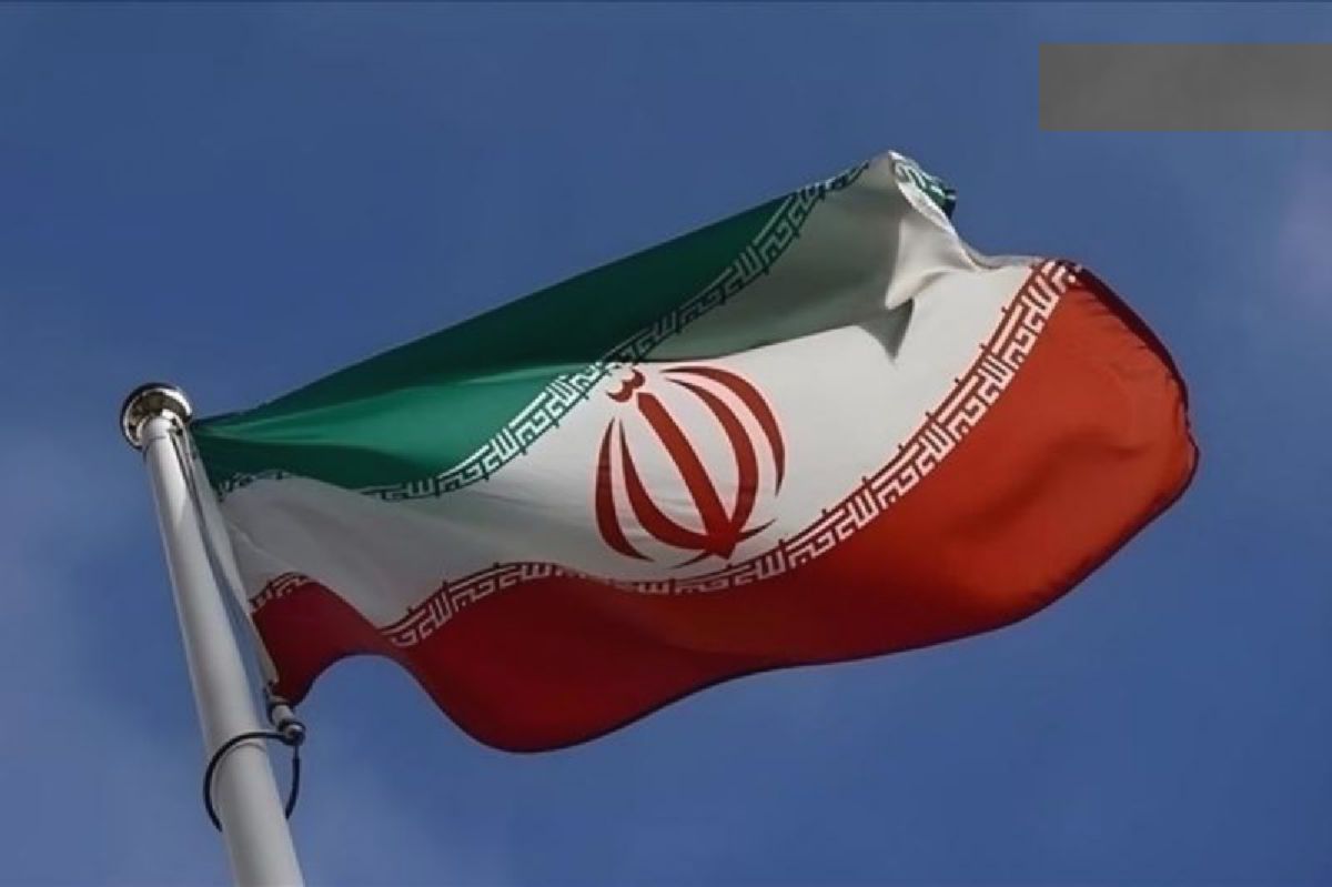 Mata Uang Iran Anjlok, Apa Beda Rial dan Toman?